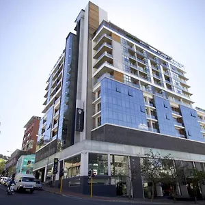 Apartment Stunning With View, Outdoor Pool, Gym, De Waterkant,, Cape Town