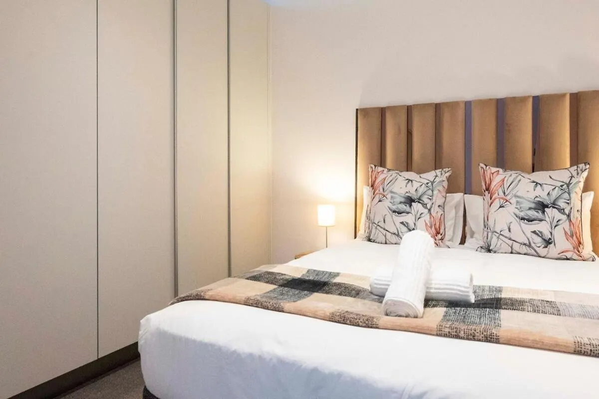 City Lights, Rubik Nights Cape Town Apartment